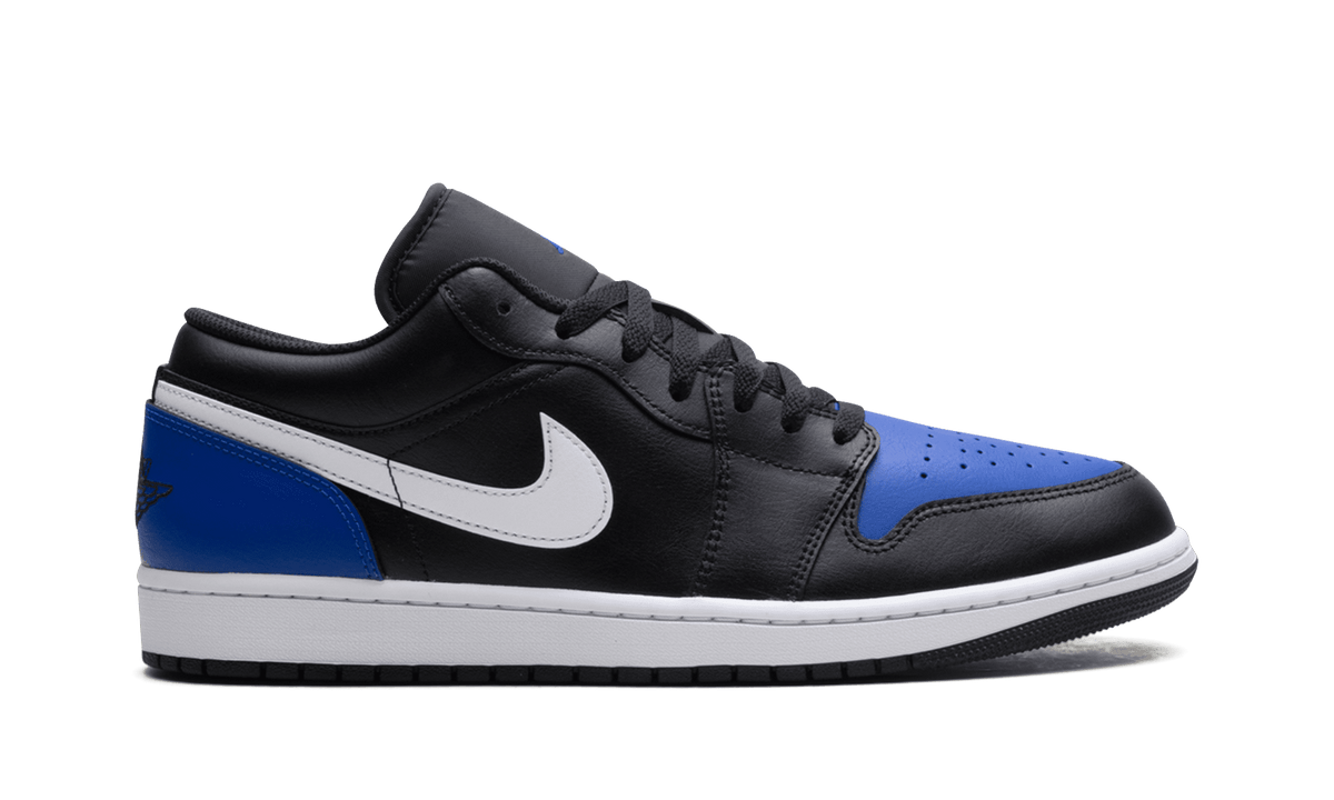 Jordan MENS Jordan 1 Low "Black Royal Toe" 553558 042 from Stadium Goods