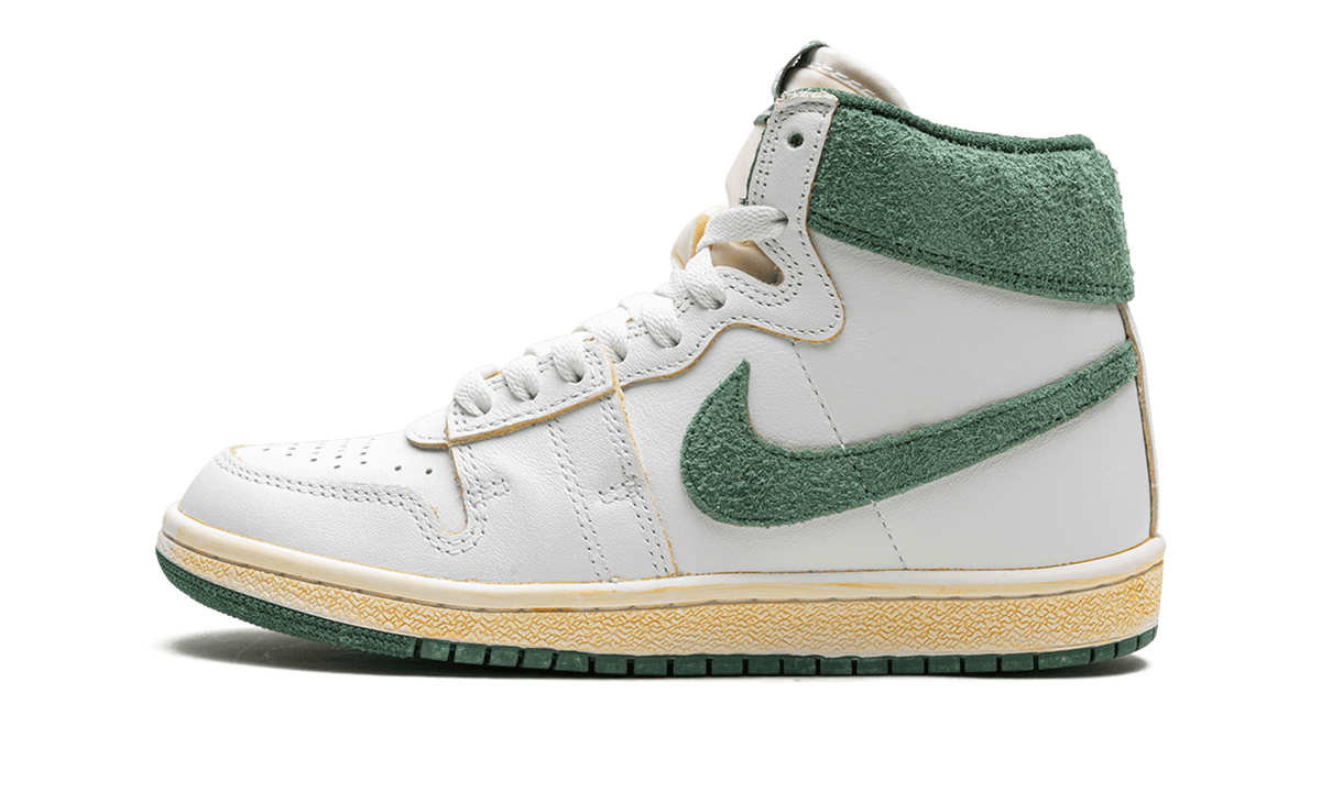 JORDAN MENS Jordan Air Ship Pe Sp "A Ma Mani&eacute;re Green Stone" FQ2942 100 from Stadium Goods