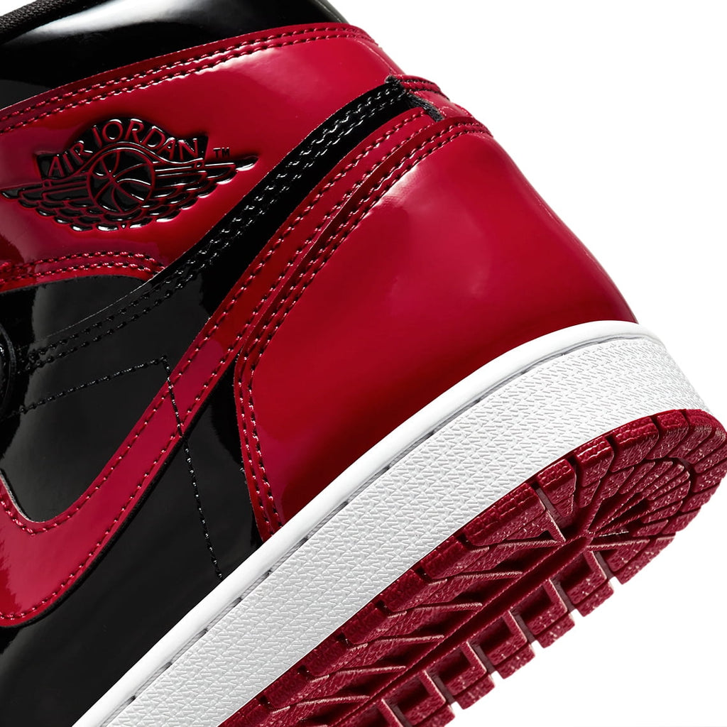 [555088-063] Men's Jordan 1 Retro High OG Patent Bred