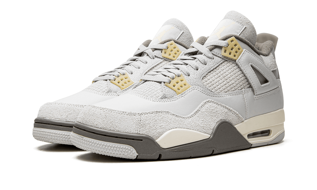 Jordan MENS Jordan 4 Retro SE "Craft Photon Dust" DV3742 021 from Stadium Goods