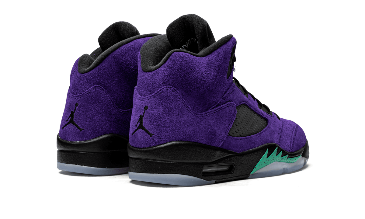 JORDAN MENS Air Jordan 5 Retro "Alternate Grape" 136027 500 from Stadium Goods
